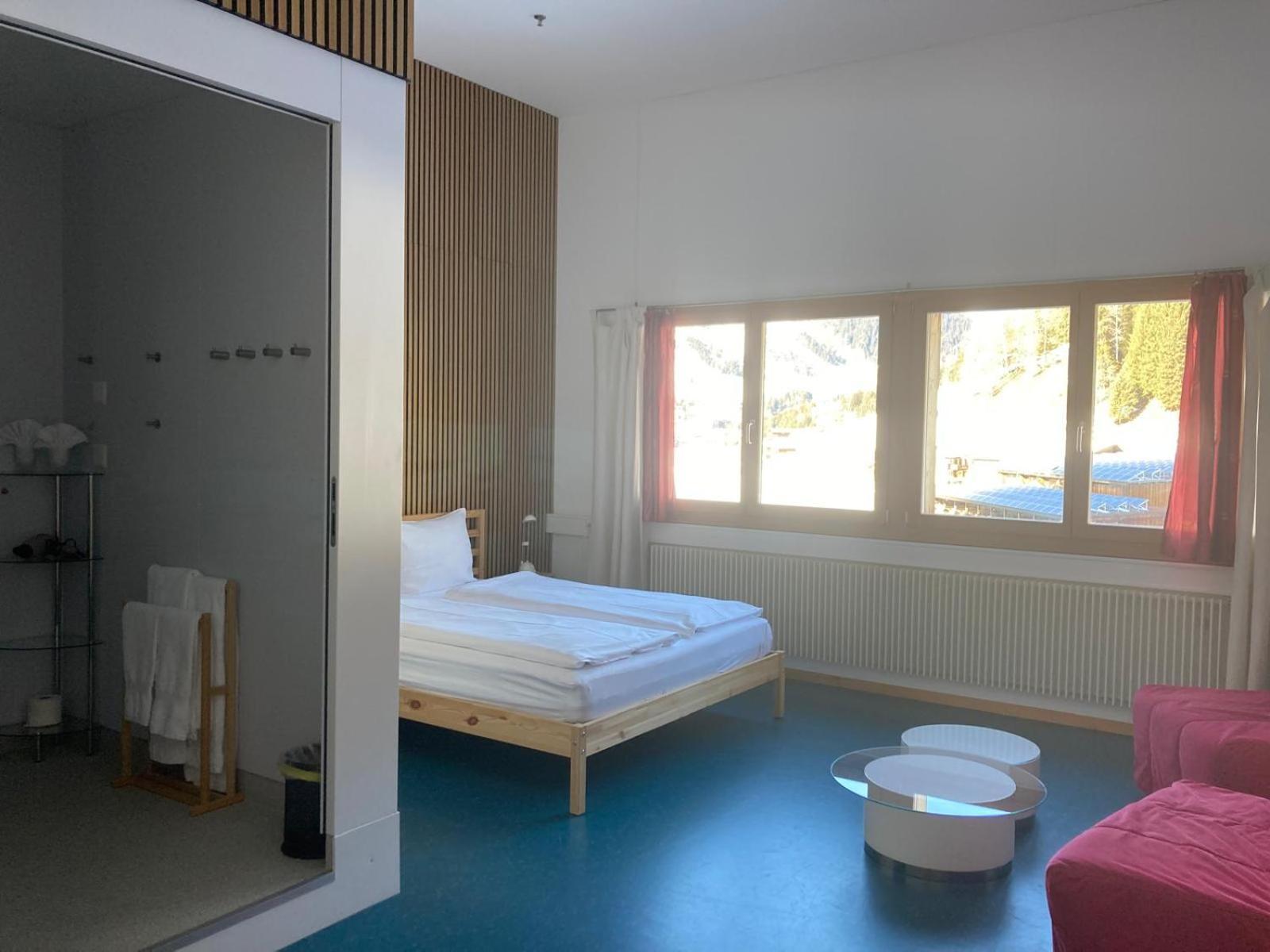 Shima-davos Frühstückspension 3*